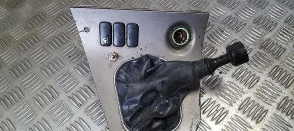 Alfa Romeo 166 Fuel tank opening switch 418101000 418102000