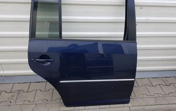 Volkswagen Touran II Rear door 