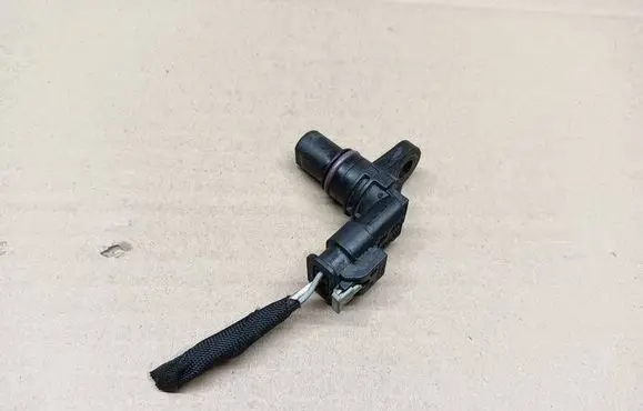 Seat Mii Camshaft position sensor 04C907601 PA66GF30
