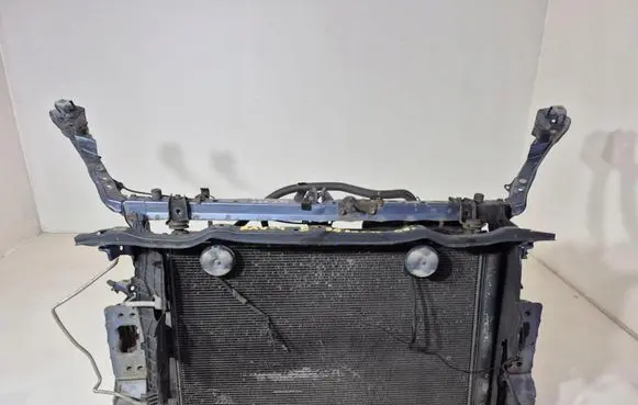 Toyota RAV 4 (XA30) Radiator support slam panel