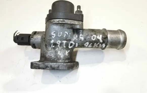 Skoda Superb B5 (3U) Engine coolant pipe/hose 038121133A