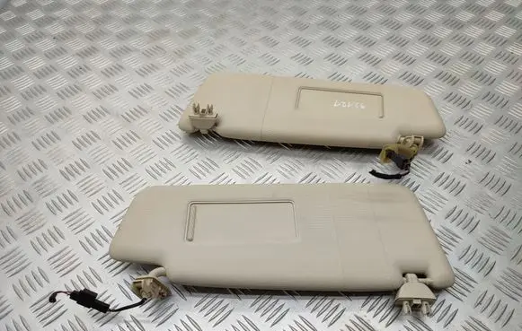 Volkswagen PASSAT B7 USA Sun visor 561857552 561857551