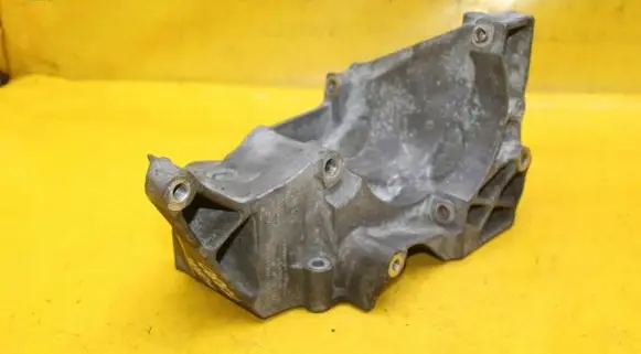 Generator/alternator bracket