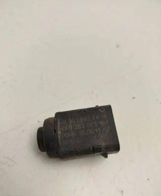 Mercedes-Benz CLS C219 Parking PDC sensor 0015427418 0684B 0263003167