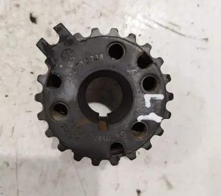 Volkswagen Tiguan Fuel pump gear (pulley) 03L130238