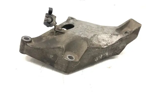 BMW 1 E81 E87 Engine mounting bracket 6775041 59280110