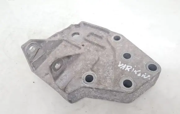 Land Rover Evoque I Engine mounting bracket BJ326P096AA