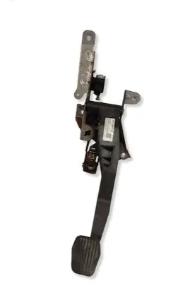 Ford Focus Clutch pedal BV617B633GF 11871M06