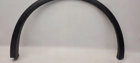 Volkswagen Touareg III Front arch trim 