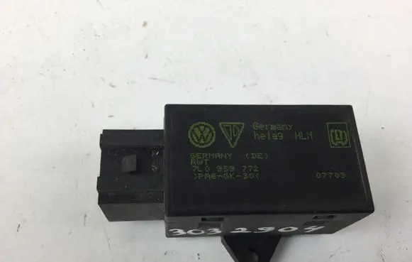 Volkswagen Golf V Other relay 7LO959772
