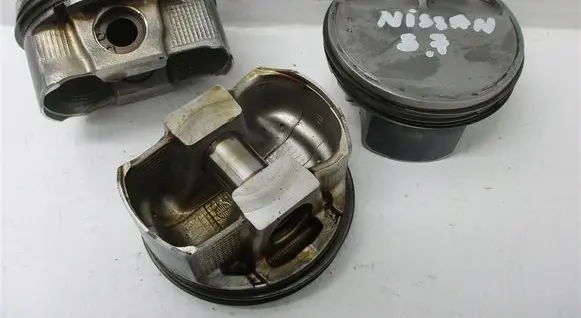 Nissan 370Z Piston 