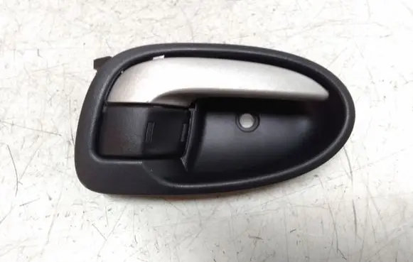 Rear door interior handle