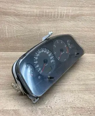 Chrysler Voyager Speedometer (instrument cluster) 0426742058 00426742 FORDIESELLHD