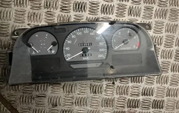 SsangYong Musso Speedometer (instrument cluster) 