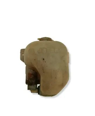 Isuzu Trooper Windshield washer fluid reservoir/tank 