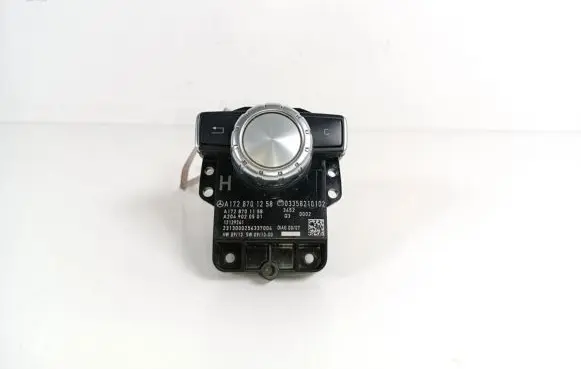 Multifunctional control switch/knob