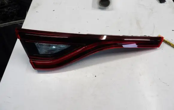 Renault Arkana Tailgate rear/tail lights 265556583R