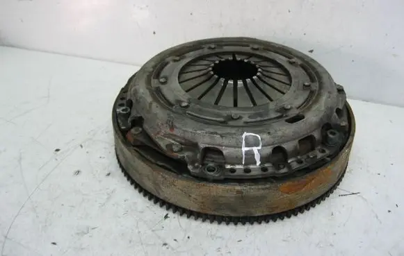 Ford Kuga II Dual mass flywheel AV61-6477-CE
