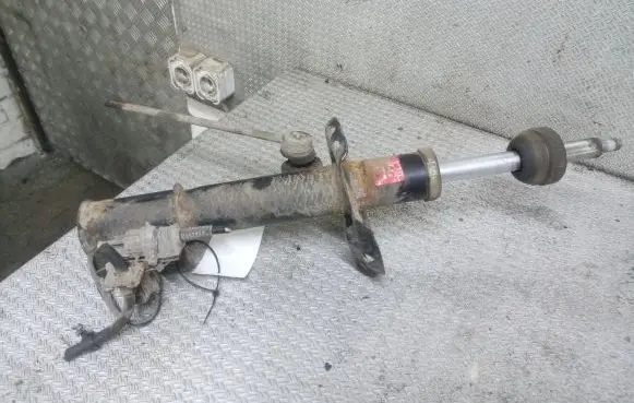 Opel Zafira B Front shock absorber/damper