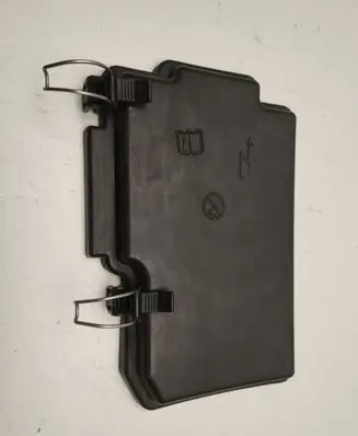 Mercedes-Benz ML W166 Fuse box cover A1665400182