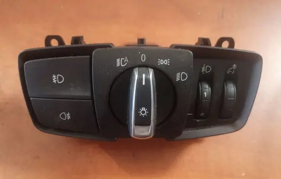 BMW 1 F20 F21 Light switch 9265305