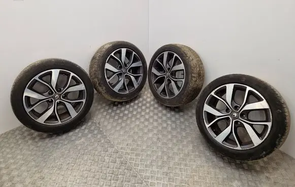 Renault Megane IV R17 alloy rim 403002961R