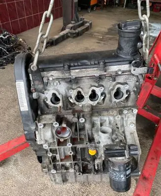 Volkswagen Golf V Engine BSE 06B103019AK 06B103373T