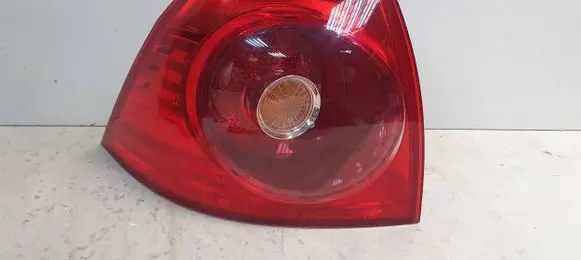 Volkswagen Golf V Rear/tail lights