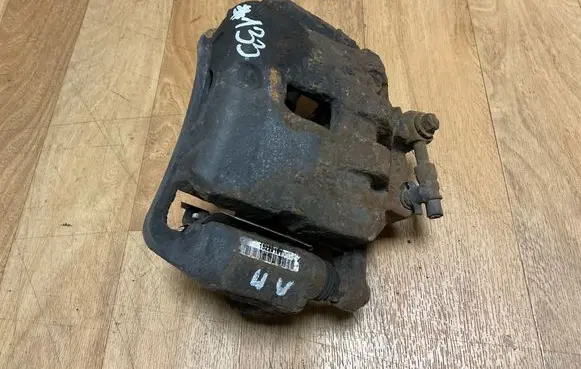 Opel Insignia A Front brake caliper 13229151