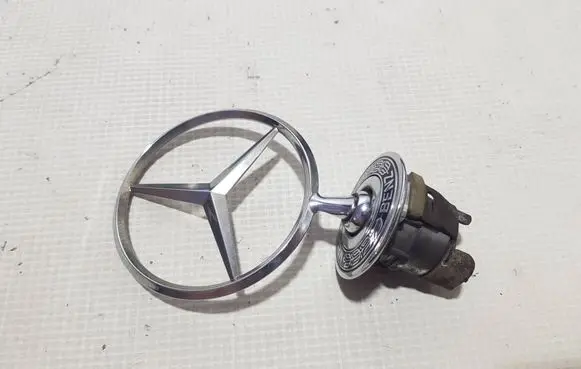 Mercedes-Benz E W211 Other badges/marks EMBL211ZNACZ