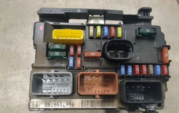 Citroen C3 BSM Control unit 9667199780
