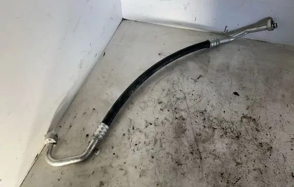 Audi A4 S4 B9 Air conditioning (A/C) pipe/hose 8W0816743L