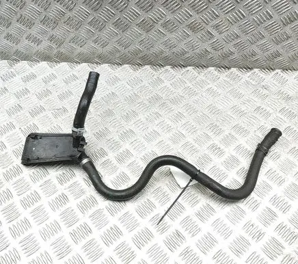 Volvo V60 Engine coolant pipe/hose 32138838