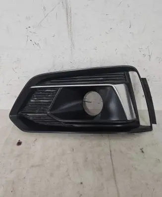 Audi A5 Front bumper lower grill 8W6807681N