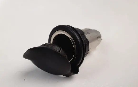 Opel Zafira B 12 V Socket (front) 13110430