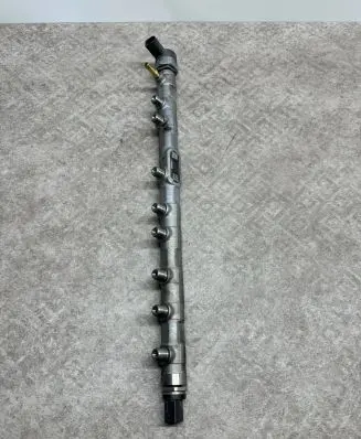BMW X5 F15 Fuel main line pipe 8508155