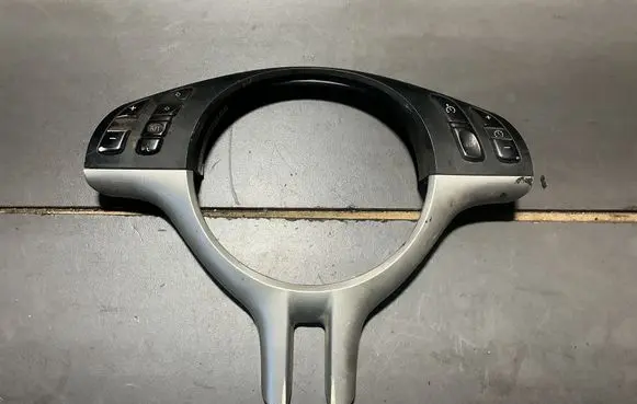 BMW X5 E53 Steering wheel buttons/switches 6760582