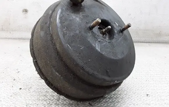 Mitsubishi Pajero Brake booster 85203400