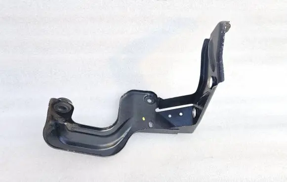 Audi A6 S6 C6 4F Radiator mount bracket 4F0145814 4F0145814G