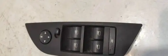 BMW X1 E84 Electric window control switch 9216047
