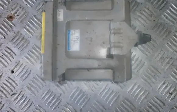 Mazda 626 Engine control unit/module FP0118881C