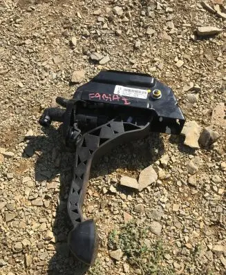 Skoda Fabia Mk1 (6Y) Clutch pedal 6Q1721059F