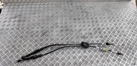 Gear shift cable linkage