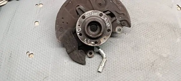 Citroen C5 Aircross Front wheel hub
