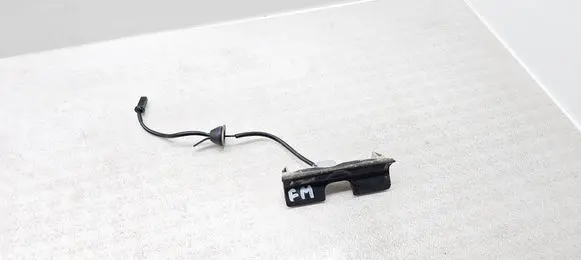 Ford Mondeo Mk III Tailgate/trunk/boot exterior handle 1S7119B514AD