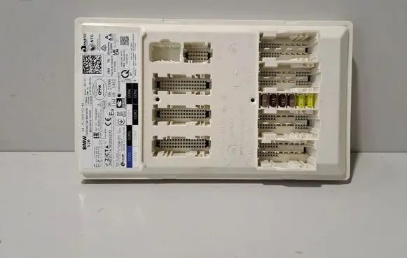 BMW X7 G07 Central body control module 5B3CFC2 5B8E989