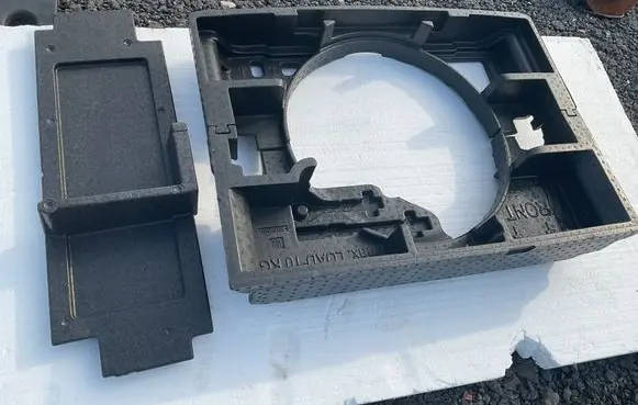 Mercedes-Benz ML W166 Tool box 39023631