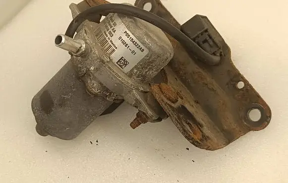 Dodge Durango III Vacuum pump P05154322AB 6646003 01026101