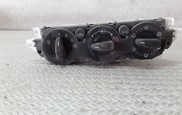 Ford Focus Climate control unit 3M5T19980AD