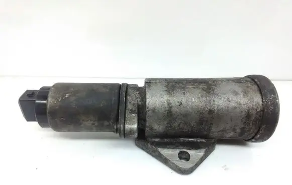 Renault Scenic I Idle control valve (regulator) 7700870084